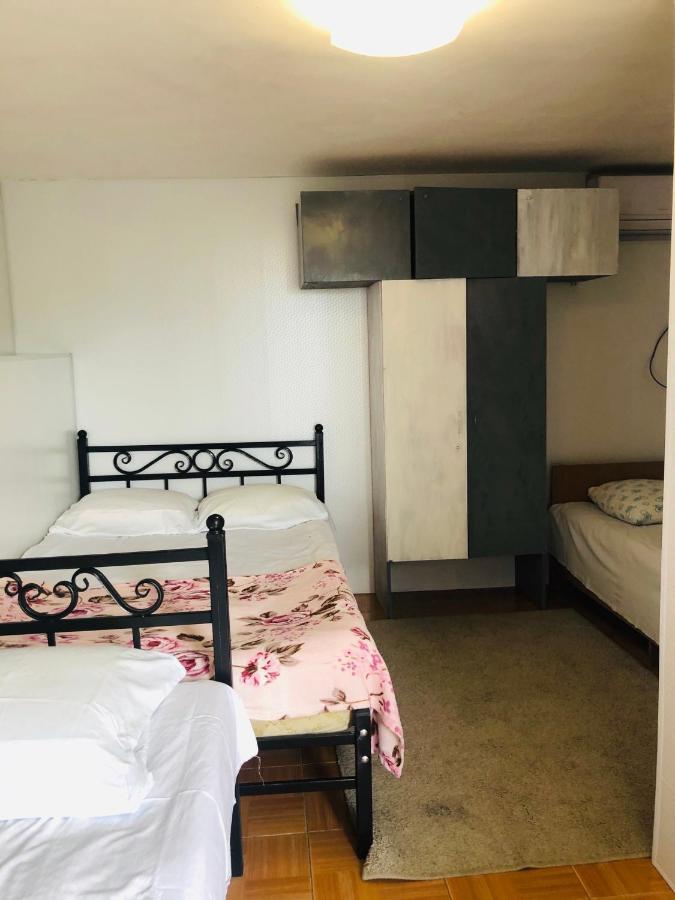 Hotel Гостевой Дом «Лиза» Gagra Exterior foto